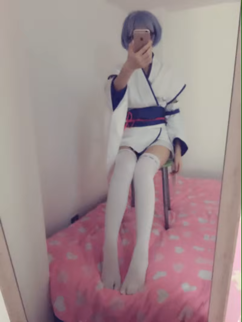 少女映画 - 自拍 幼年蕾姆