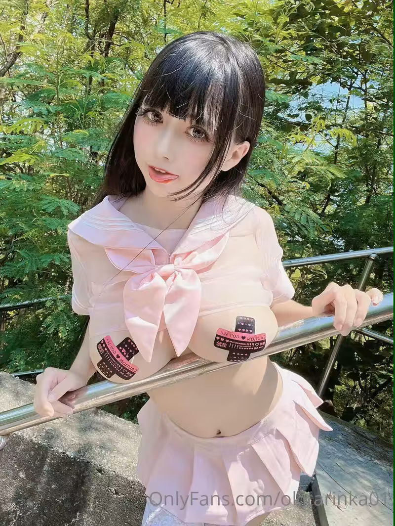 沖田凜花Rinka NO.147 On the street (OnlyFans) [21P-12.1MB]
