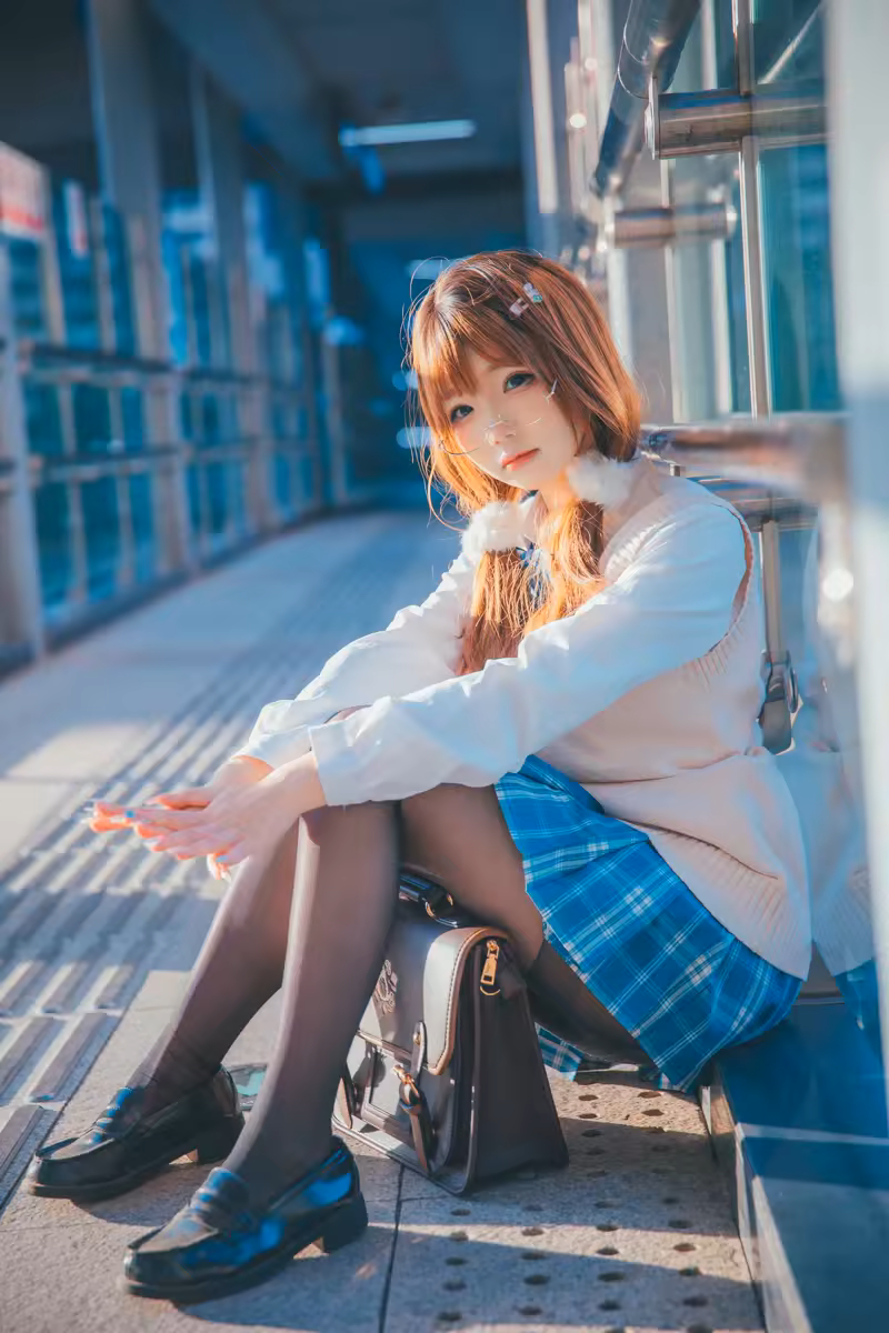雪晴Astra - NO.037 JK夕阳 [25P-277MB]