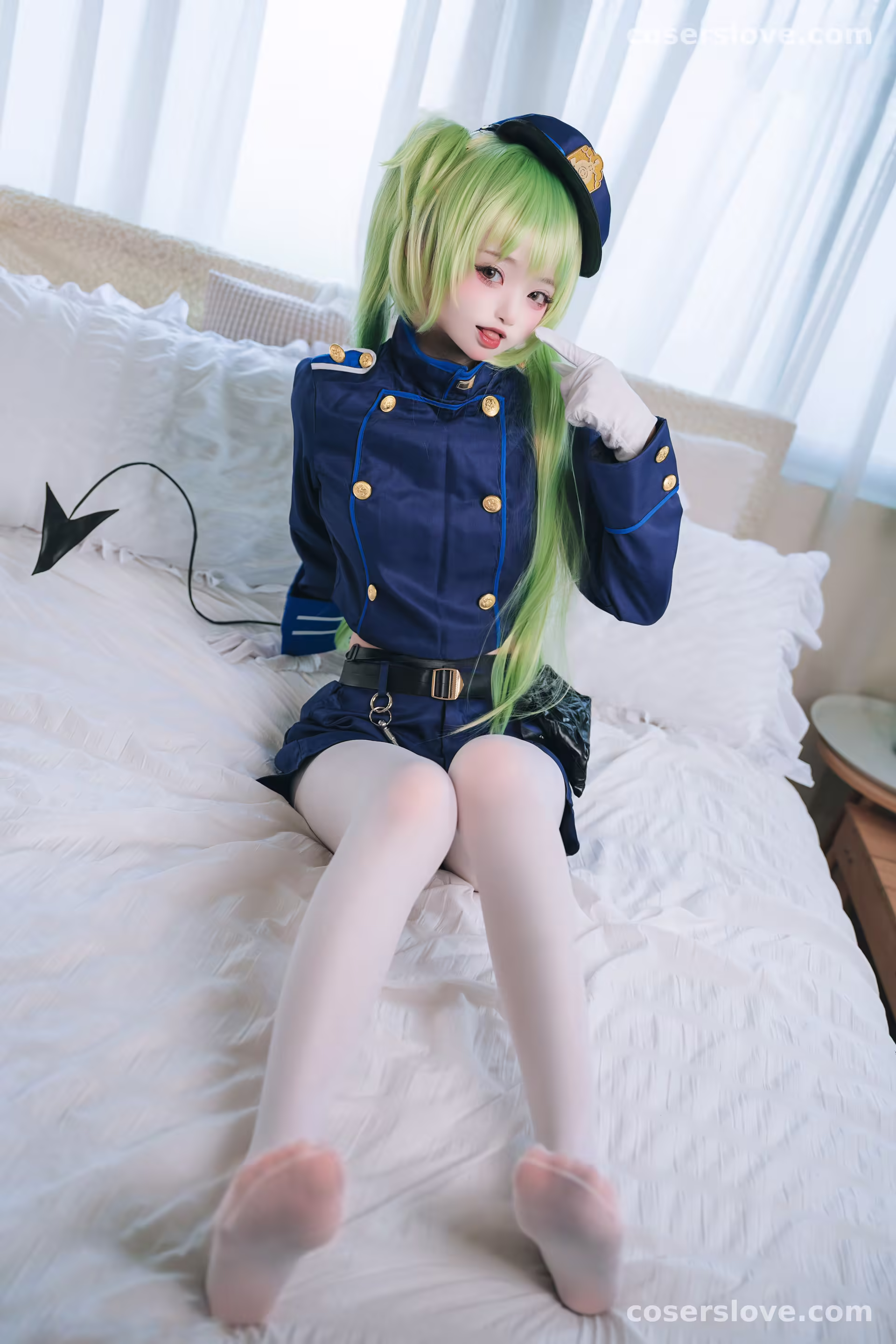Photo 10