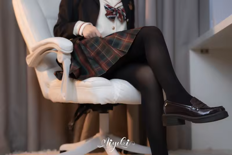 NO.325 铃木美咲(Misaki Suzuki) 现役JK的美脚连裤袜5 [33P1V-1.24GB]