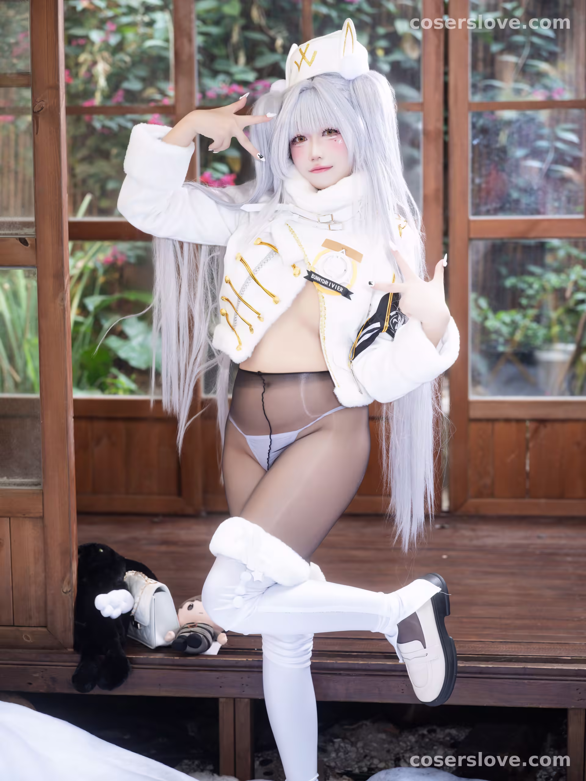 Photo 10