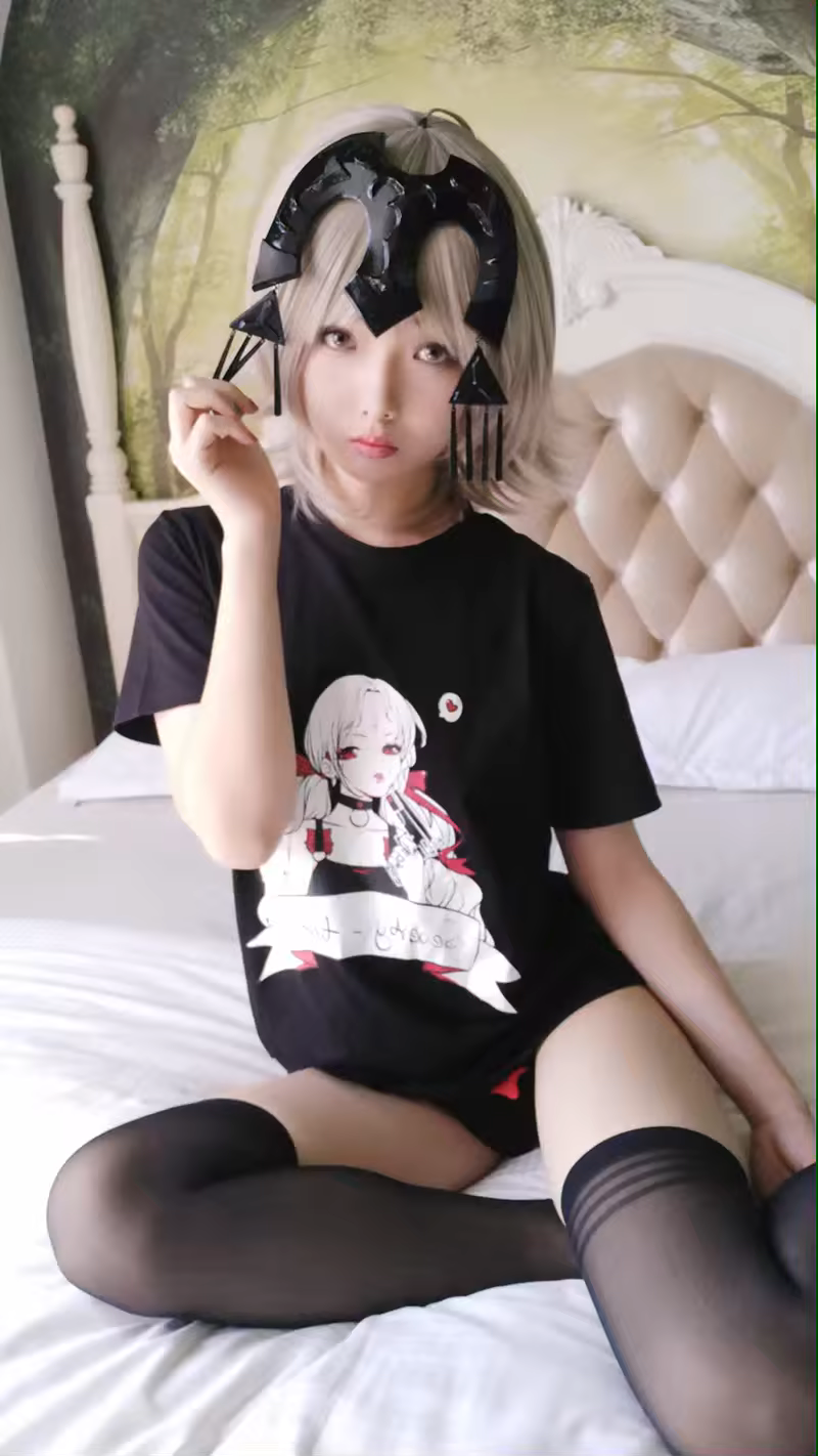 雯妹不讲道理 - NO.119 黑贞德穹妹 [64P-107MB]