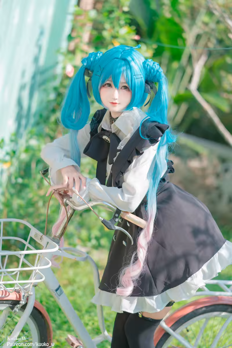 [KuukoW] [37P - 126MB] Vocaloid - 初音未来