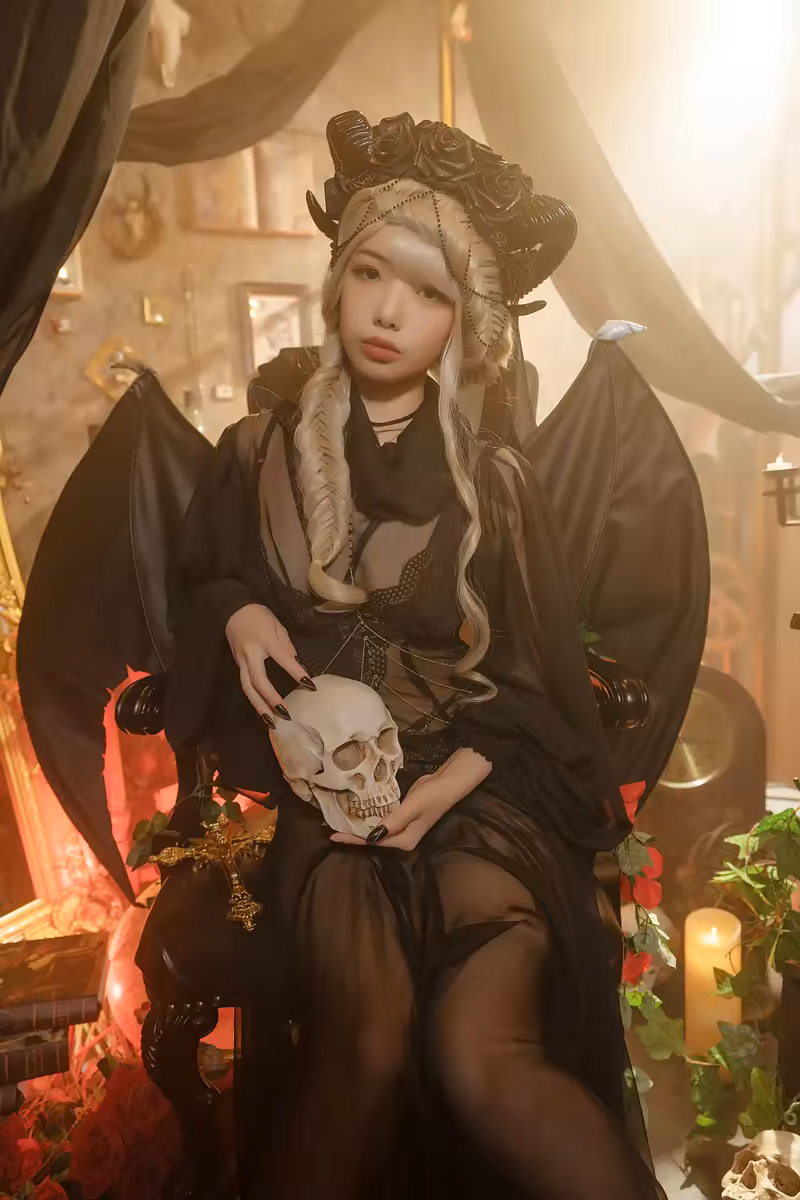 雯妹不讲道理 - NO.019 魅魔本 gothic devil [16P-324MB]