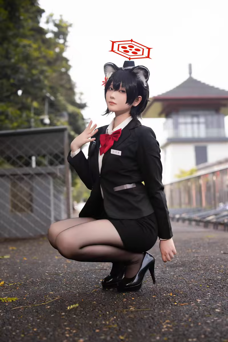 屿鱼Yukako-屿鱼 NO.009 椿 [13P-23MB]